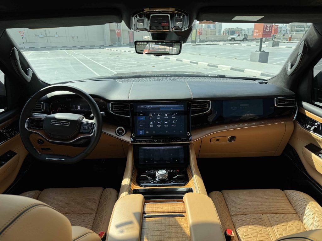 2023 Jeep Grand Wagoneer